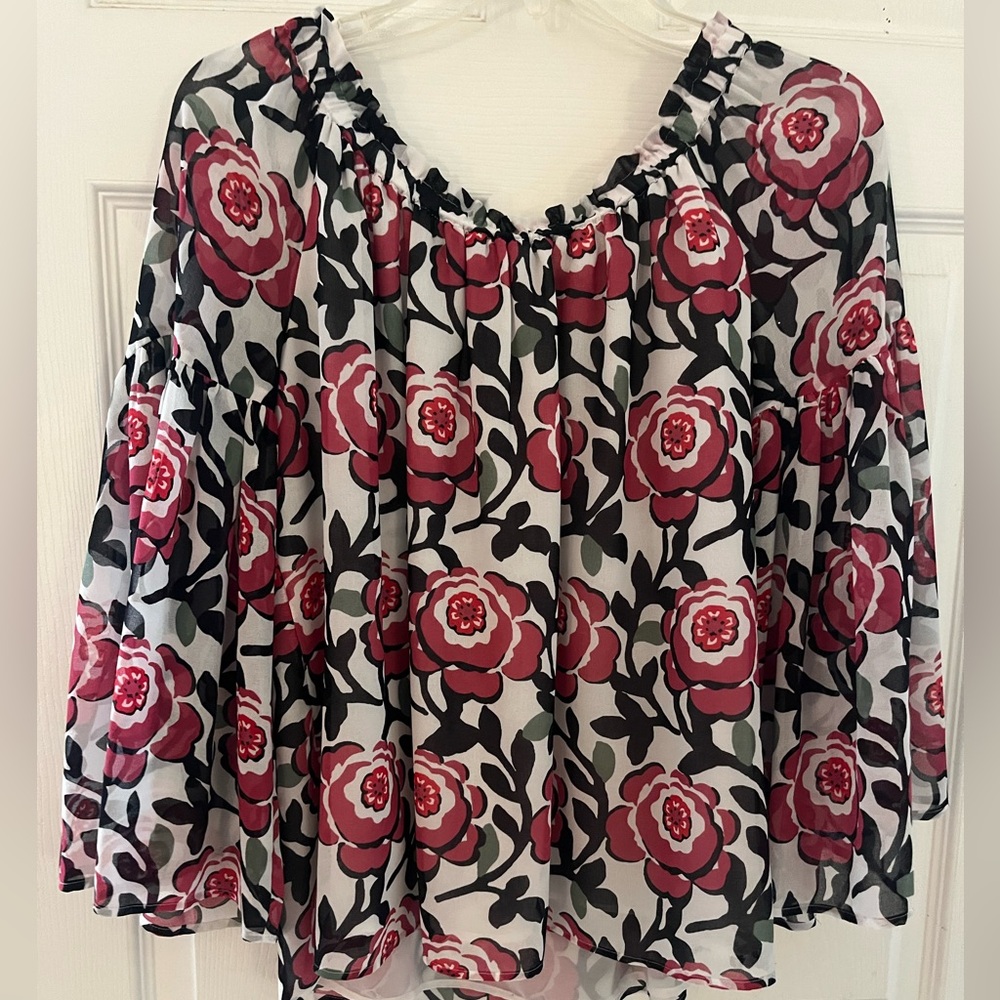 Beautiful floral off the shoulder LOFT blouse